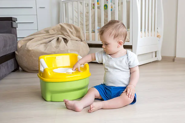 Diapers and Infant Health: Navigating the Risks and Safe Practices for Your Baby's Health"