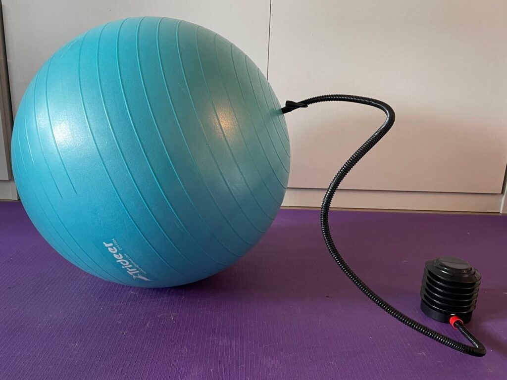 How to Choose the Right Size Exercise Ball for Stability Workouts